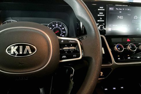 Used 2021 Kia Sorento LX image 24