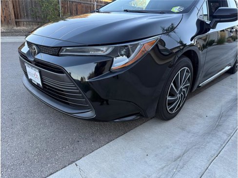 Used 2023 Toyota Corolla LE image 43