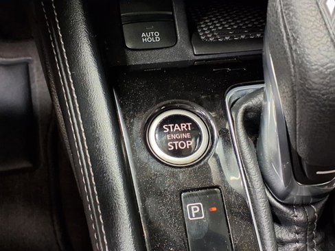 Used 2024 Nissan Kicks SV image 17