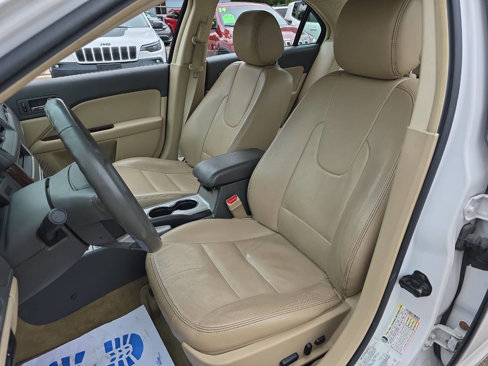 Used 2012 Ford Fusion SEL image 11