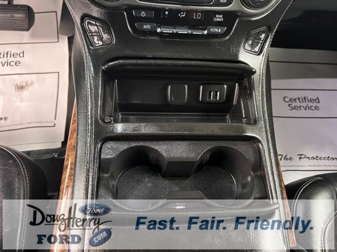 Used 2015 Chevrolet Suburban LTZ image 50