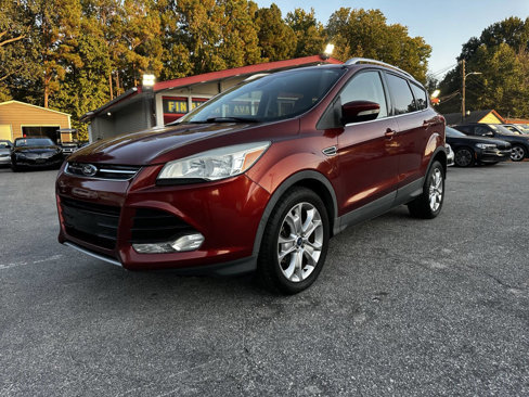 Used 2015 Ford Escape Titanium image 2