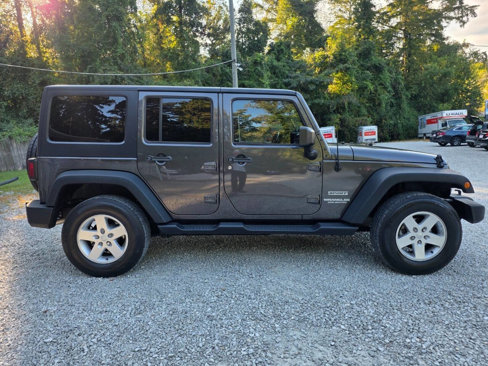Used 2017 Jeep Wrangler Unlimited Sport w/ Quick Order Package 24S image 6