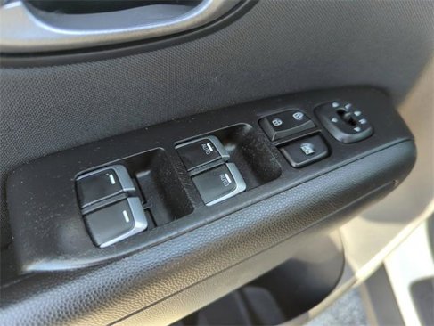 Used 2017 Kia Soul + w/ Designer's Package image 25