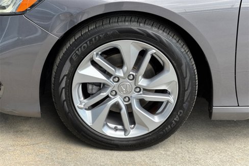 Used 2018 Honda Accord LX image 32