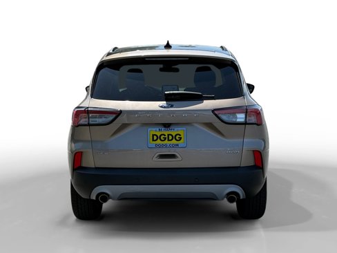 Used 2021 Ford Escape SEL image 4