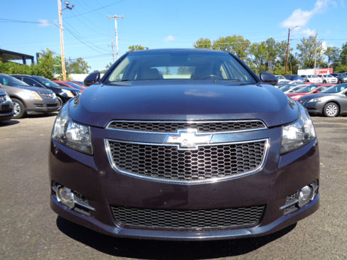 Used 2014 Chevrolet Cruze LT w/ Sun, Sound and Sport Package image 2