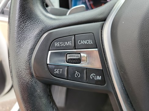 Used 2019 BMW 330i Sedan w/ Premium Package image 31