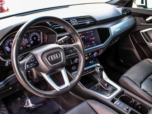 Used 2022 Audi Q3 2.0T Premium w/ Convenience Package image 15