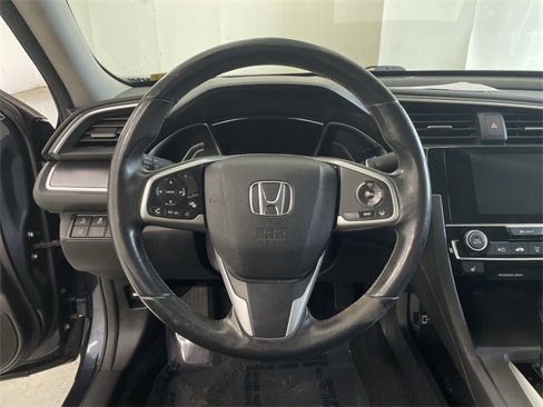 Used 2018 Honda Civic Touring image 32
