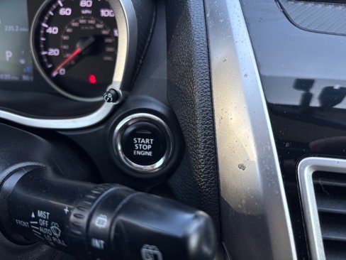Used 2019 Mitsubishi Eclipse Cross SE image 18
