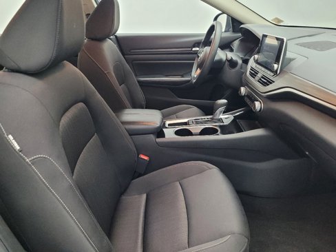 Used 2024 Nissan Altima 2.5 SV image 21