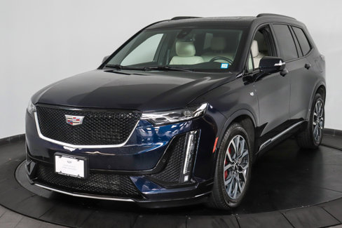 Used 2022 Cadillac XT6 Sport image 1