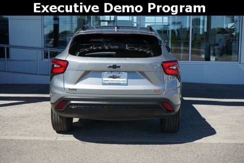 Used 2025 Chevrolet Trax RS w/ Driver Confidence Package image 7