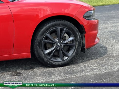Used 2021 Dodge Charger SXT w/ Blacktop Package image 4
