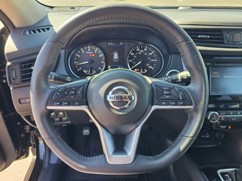 Used 2019 Nissan Rogue SV image 17