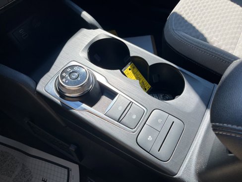 Used 2022 Ford Escape SE w/ SE Sport Appearance Package image 20