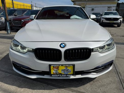 Used 2018 BMW 330i xDrive Sedan image 2