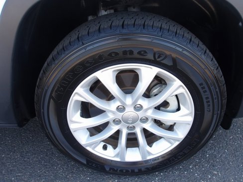 Used 2022 Jeep Cherokee Latitude Lux image 9
