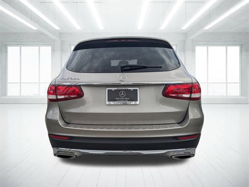 Used 2019 Mercedes-Benz GLC 300 image 7