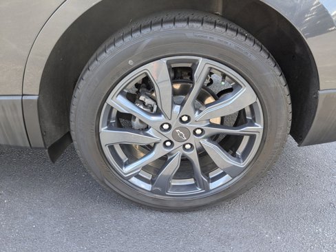 Used 2022 Chevrolet Equinox RS w/ RS Leather Package image 9