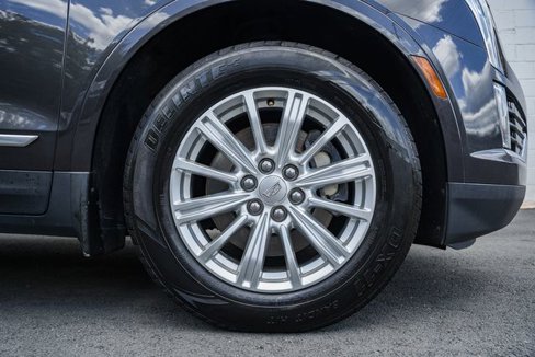 Used 2018 Cadillac XT5 AWD image 20