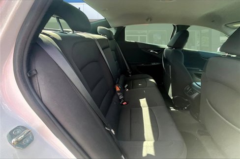 Used 2023 Chevrolet Malibu LT image 22