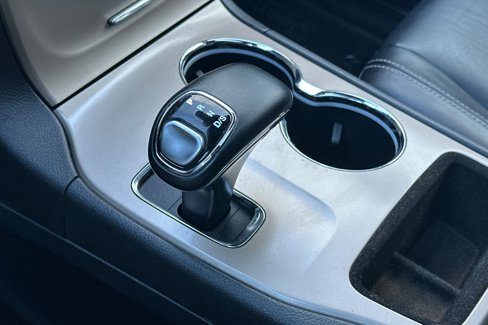 Used 2015 Jeep Grand Cherokee Limited image 29