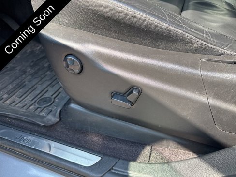 Used 2018 Jeep Grand Cherokee Limited w/ Trailer Tow Group IV image 10