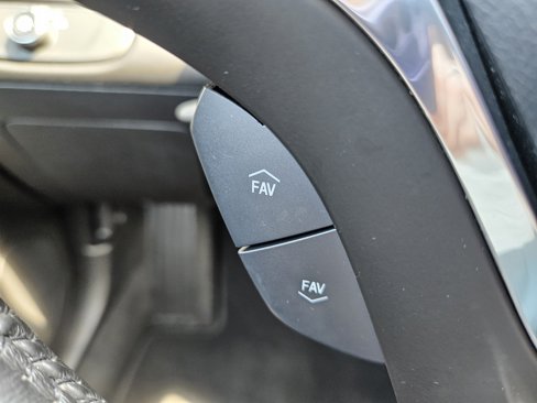 Used 2017 Chevrolet Volt LT image 21