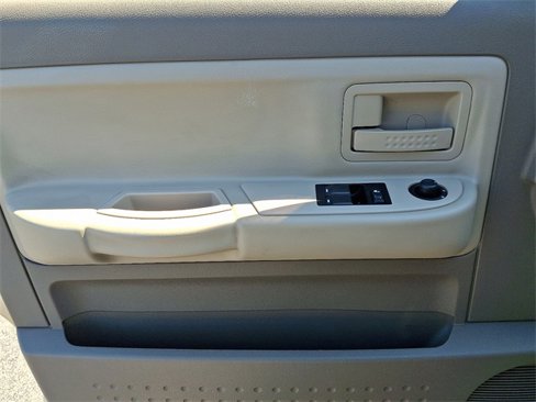Used 2011 Dodge Dakota Big Horn w/ Convenience Group image 15