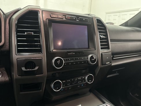 Used 2018 Ford Expedition XLT w/ Equipment Group 202A image 43