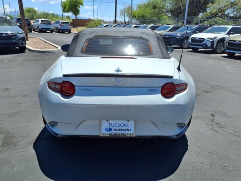 Used 2016 MAZDA MX-5 Miata Club w/ Brembo/BBS Package image 10