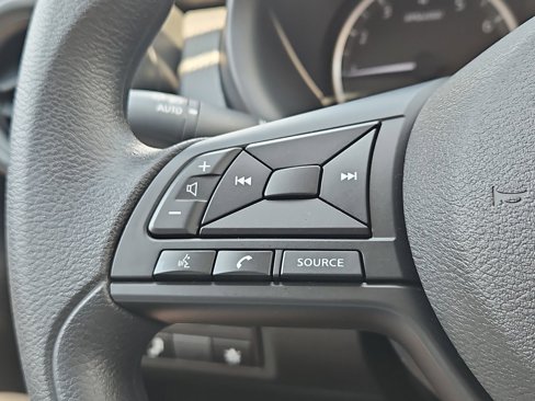 Certified 2024 Nissan Kicks S image 26