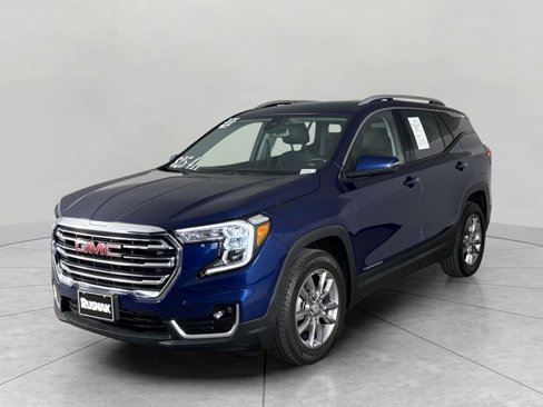 Used 2022 GMC Terrain SLT image 3
