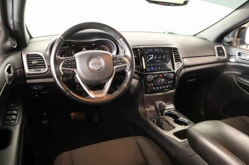 Used 2021 Jeep Grand Cherokee Freedom Edition image 2