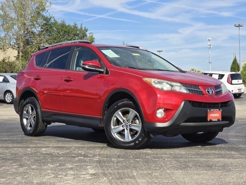 Used 2015 Toyota RAV4 XLE image 2