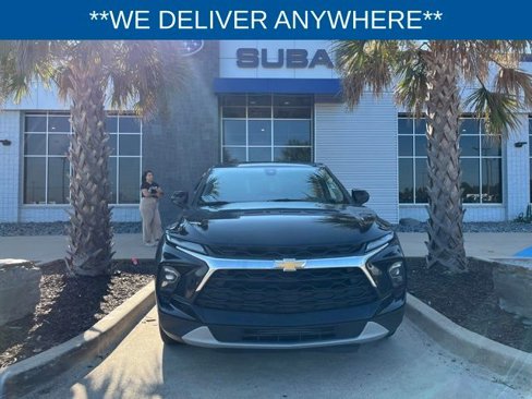 Used 2023 Chevrolet Blazer LT image 2
