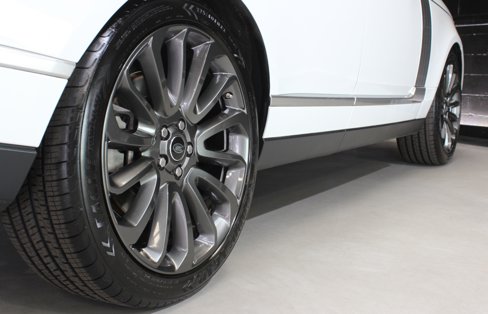 Used 2019 Land Rover Range Rover Supercharged image 16