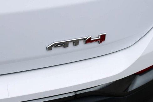Used 2023 GMC Terrain AT4 image 8
