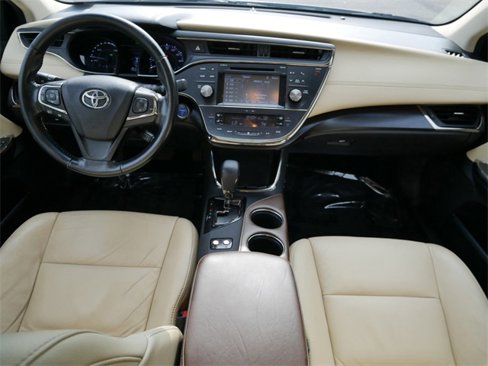 Used 2016 Toyota Avalon XLE Plus image 12