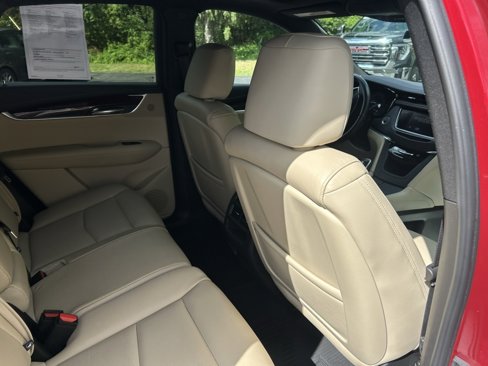 Used 2019 Cadillac XT5 Luxury image 18