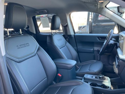 New 2025 Ford Maverick Lobo image 50