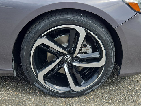 Used 2019 Honda Accord Sport image 8