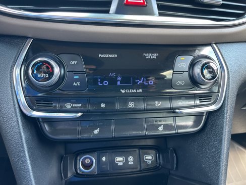 Used 2020 Hyundai Santa Fe SEL w/ Convenience Package image 12