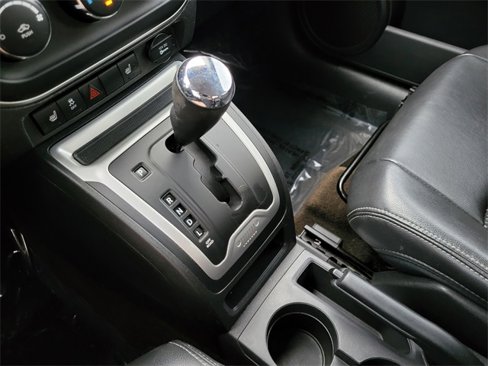 Used 2014 Jeep Compass Latitude image 21