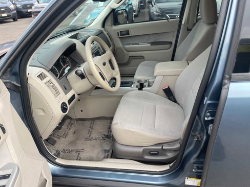 Used 2011 Ford Escape XLT image 16