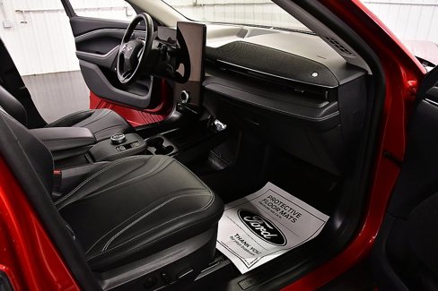 Used 2024 Ford Mustang Mach-E Premium image 29