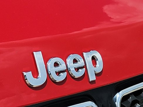 Used 2023 Jeep Compass Limited image 50