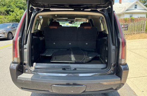 Used 2015 Cadillac Escalade ESV Premium image 17